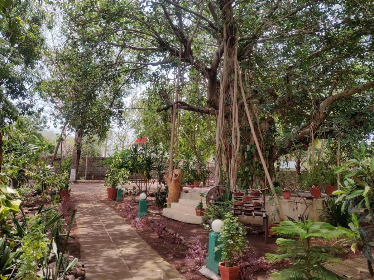 Gir Birding Lodge Sasan Gir Eksteriør bilde