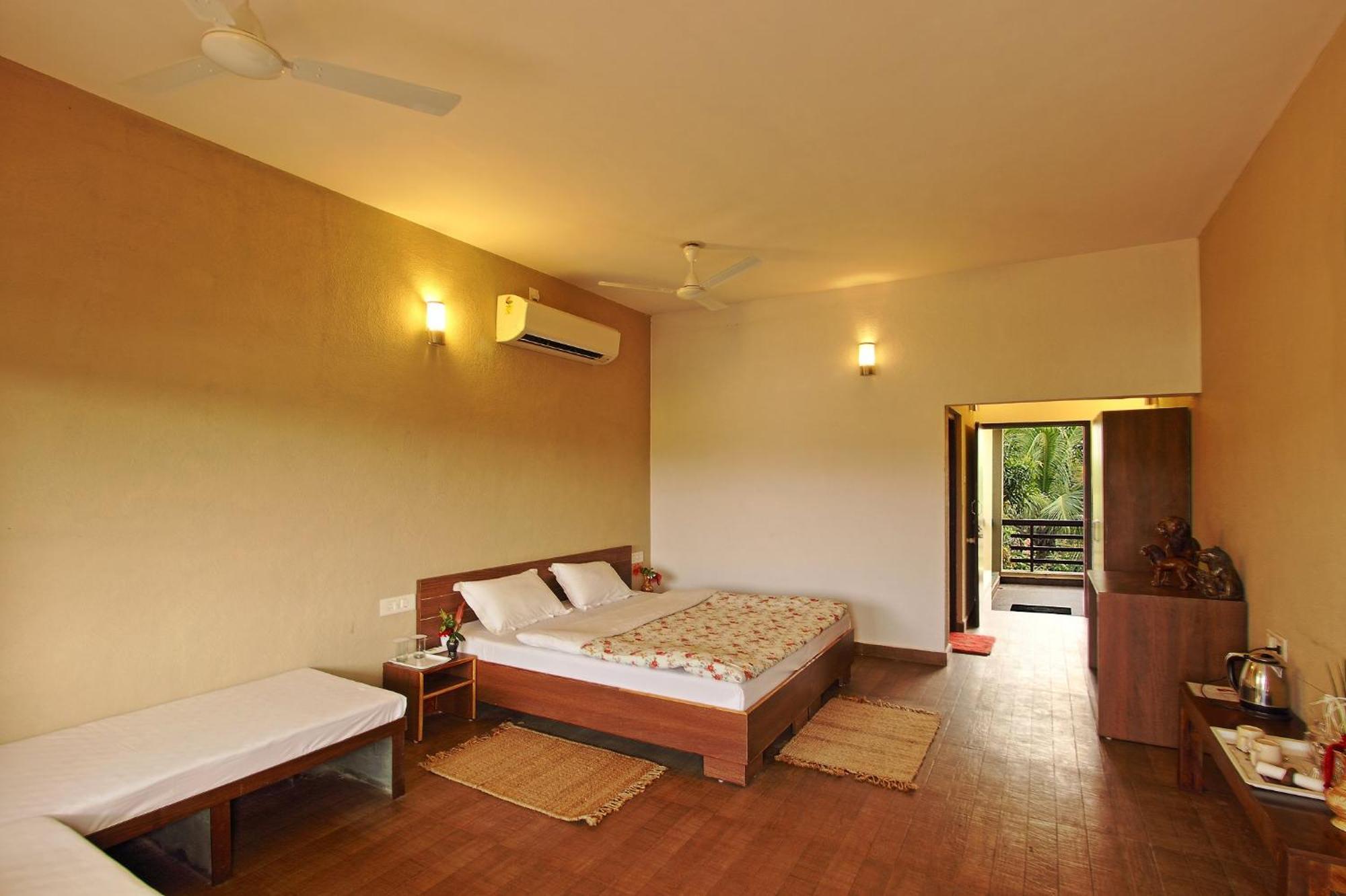 Gir Birding Lodge Sasan Gir Eksteriør bilde