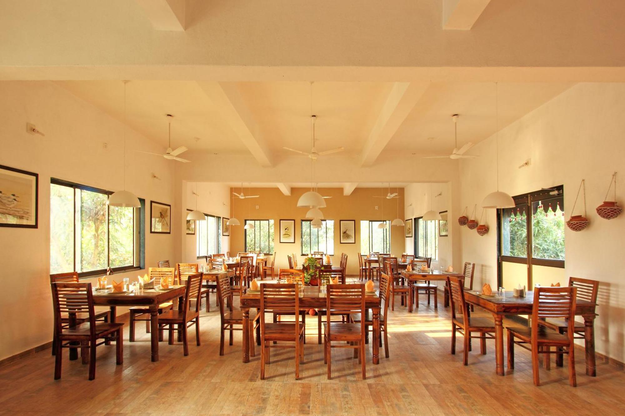 Gir Birding Lodge Sasan Gir Eksteriør bilde